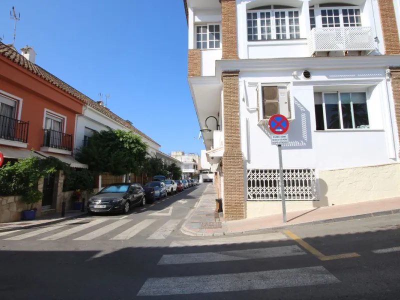 Fantastic semi-detached house in the heart of La Cala de Mijas, just a few steps from the beach!!
