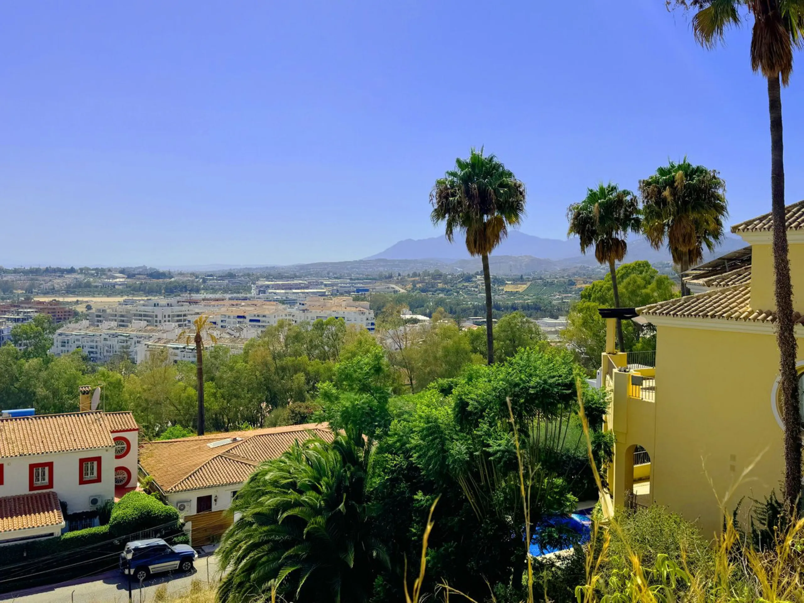Plot - Residential Plot в продаже в Marbella, Málaga. Площадь участка 708 м²