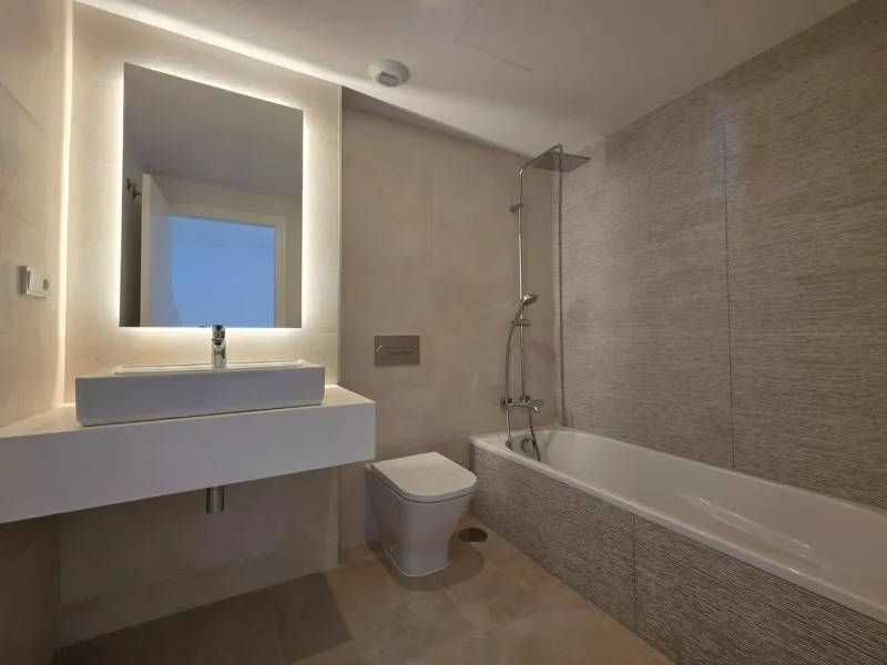 BRAND NEW LUXURY SEMI-DETACHED HOUSE - An exclusive semi-detached house (never used) with private garden set in a contemporary architectural style complex nestled in the heart of El Chaparral pine wood. This luxury property offers well distributed interio