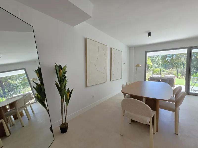 BRAND NEW LUXURY SEMI-DETACHED HOUSE - An exclusive semi-detached house (never used) with private garden set in a contemporary architectural style complex nestled in the heart of El Chaparral pine wood. This luxury property offers well distributed interio