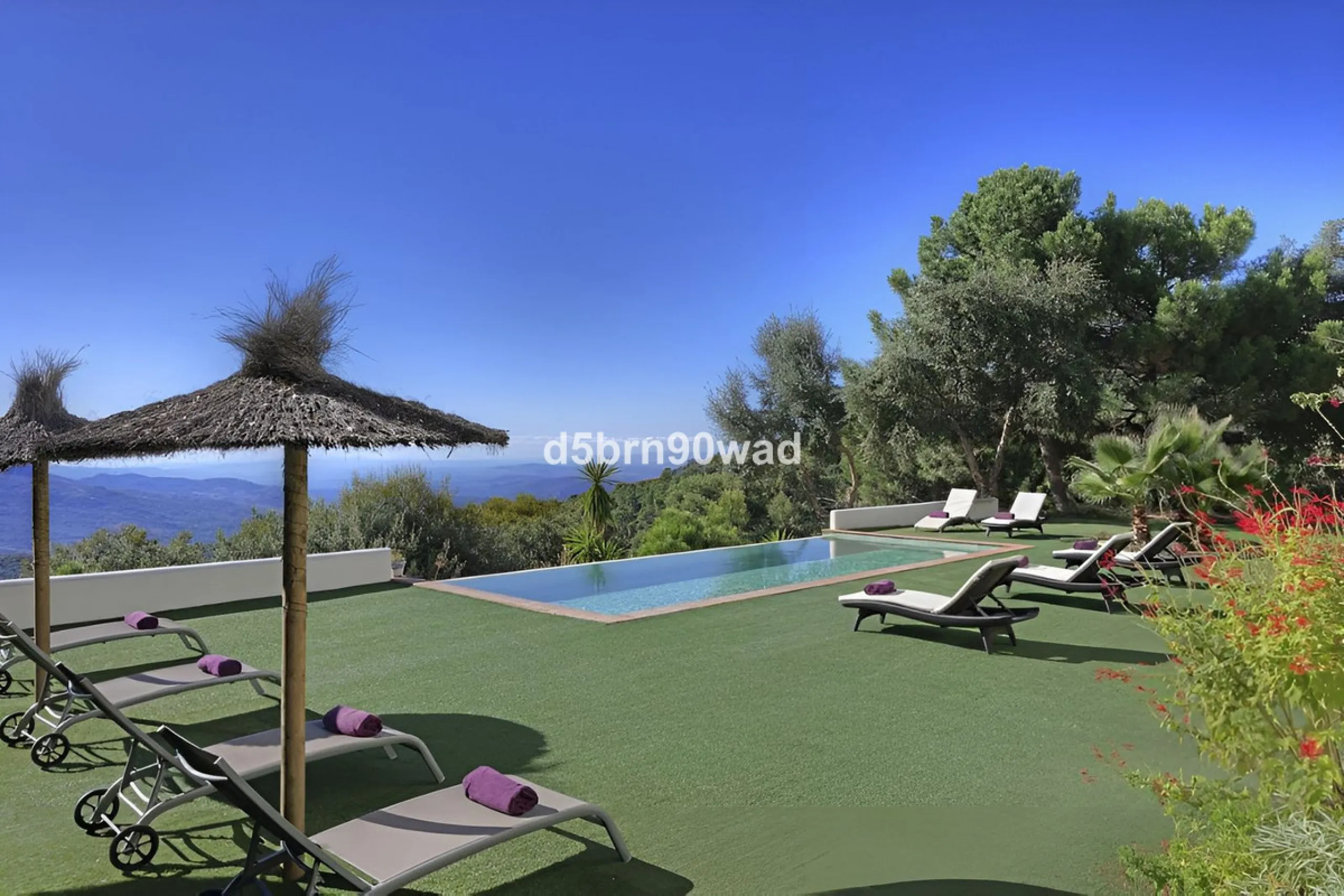 House - Detached Villa в продаже в Gaucín, Málaga. В доме 4 спален и 4 ванных комнат. Площадь дома 713 м². Площадь участка 33000 м²