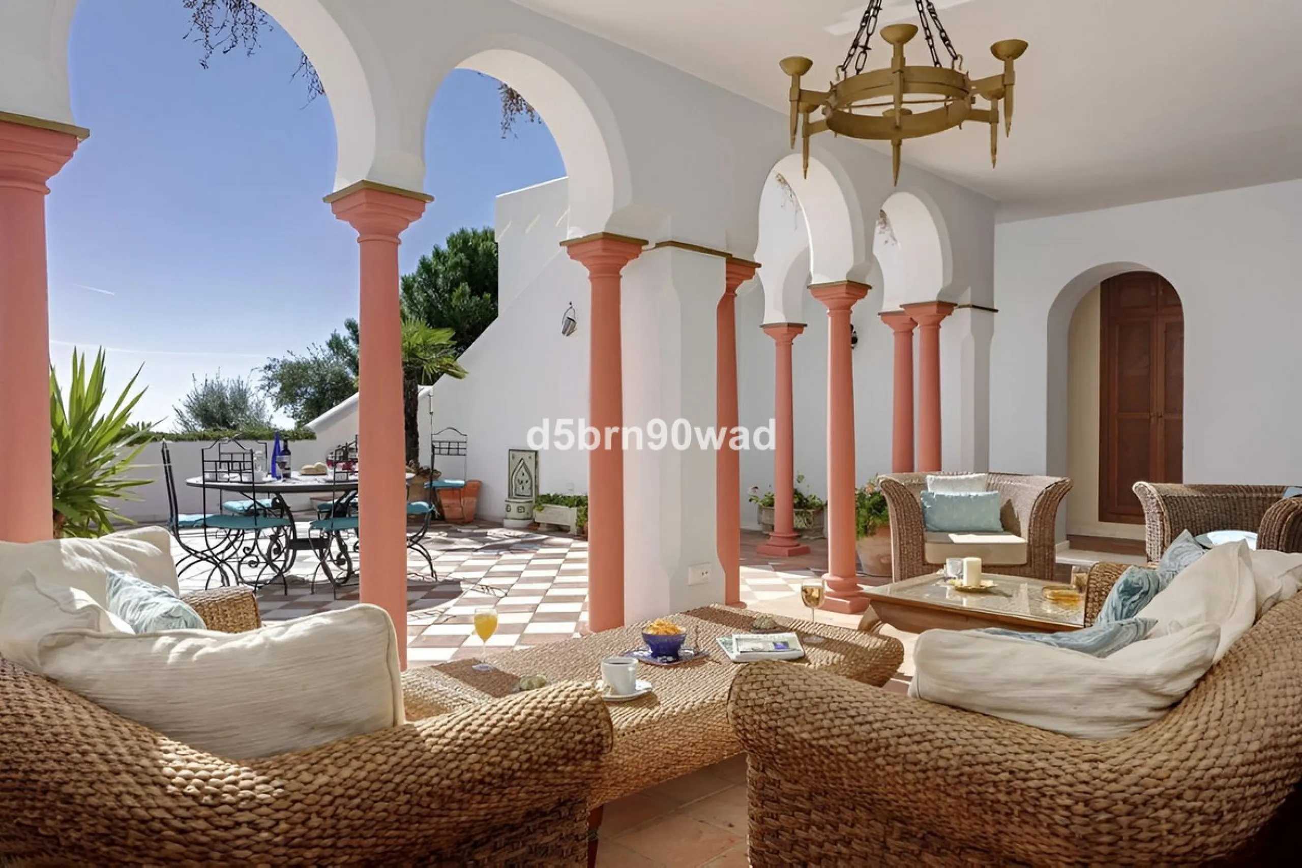 House - Detached Villa в продаже в Gaucín, Málaga. В доме 4 спален и 4 ванных комнат. Площадь дома 713 м². Площадь участка 33000 м²