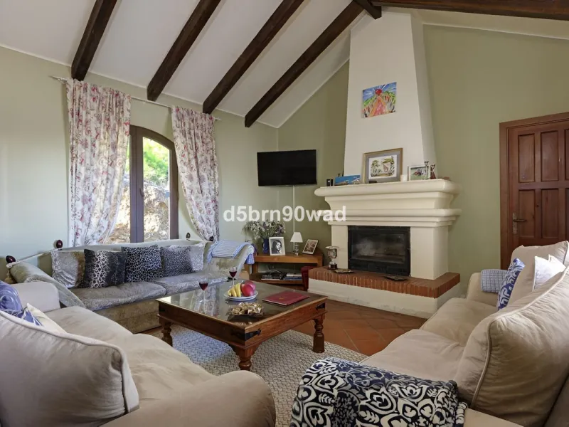 House - Detached Villa в продаже в Gaucín, Málaga. В доме 4 спален и 4 ванных комнат. Площадь дома 713 м². Площадь участка 33000 м²