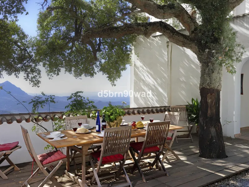 House - Detached Villa в продаже в Gaucín, Málaga. В доме 4 спален и 4 ванных комнат. Площадь дома 713 м². Площадь участка 33000 м²