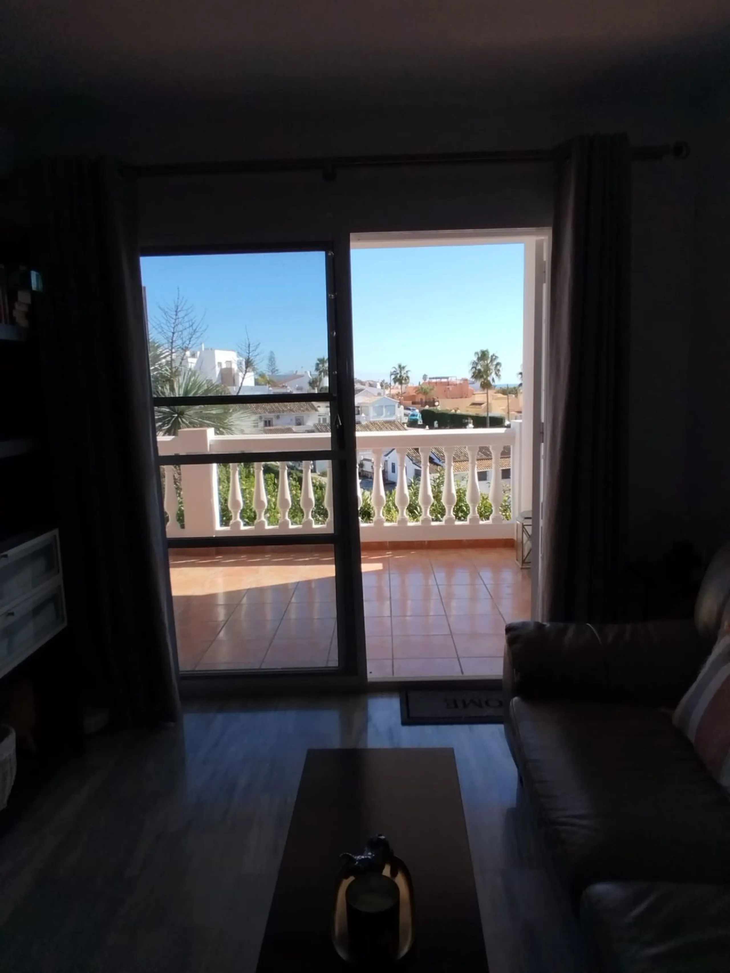 Stylish and Well-Planned Apartment with Sea Views and Tourist License