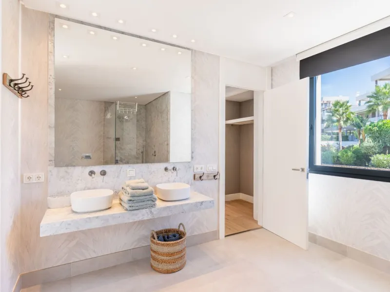 This exceptional luxury villa is situated in the prestigious area of Cabopino, Marbella East, offering a prime front line golf location with captivating views of both the sea and lush fairways. Designed to the highest standards, the property spans a gener