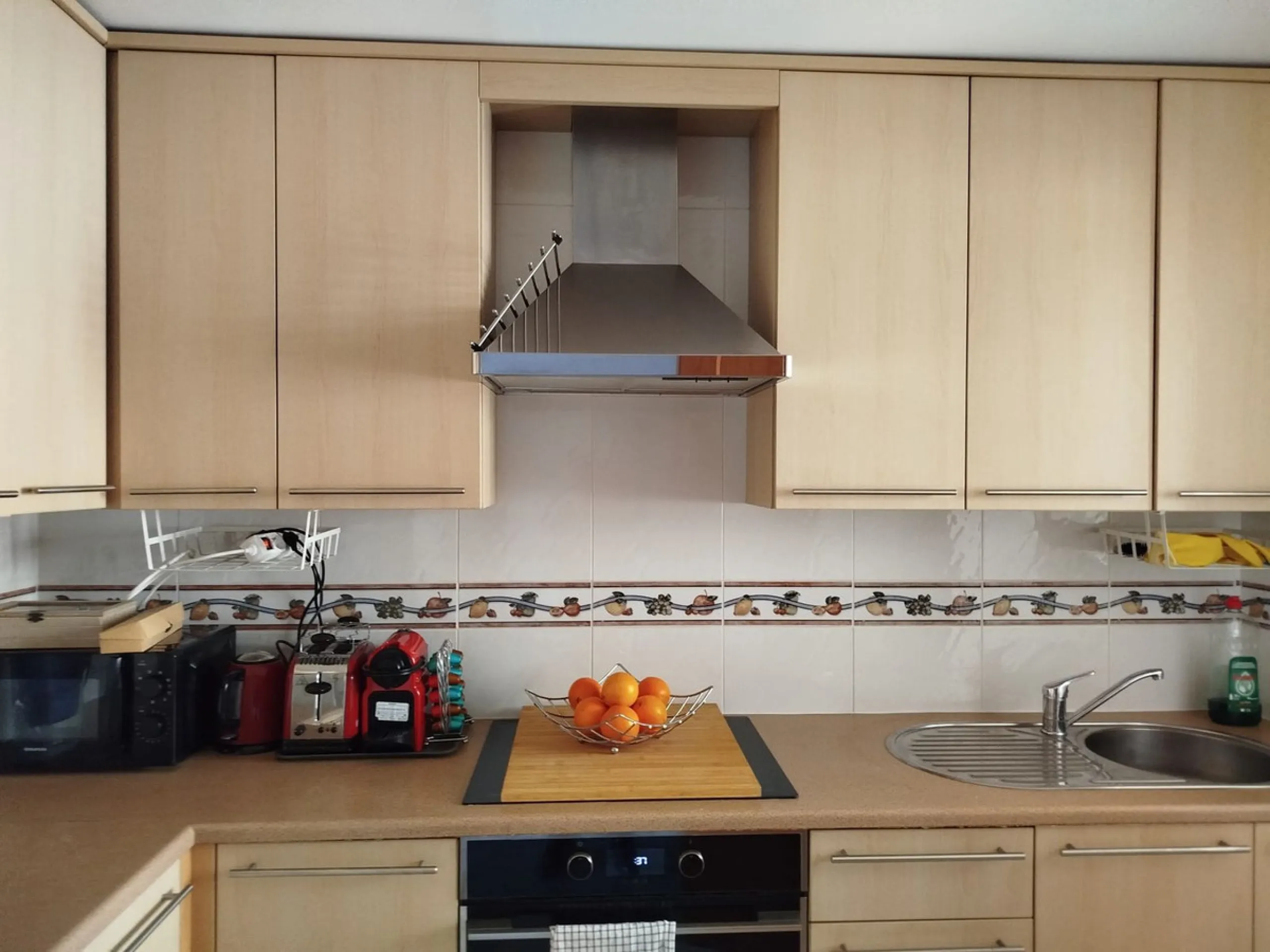 Stylish and Well-Planned Apartment with Sea Views and Tourist License