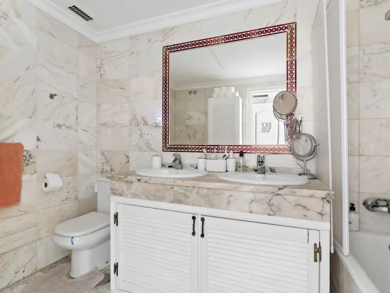 Apartment - Middle Floor Apartment в продаже в Mijas, Málaga. В доме 2 спален и 2 ванных комнат. Площадь дома 105 м²
