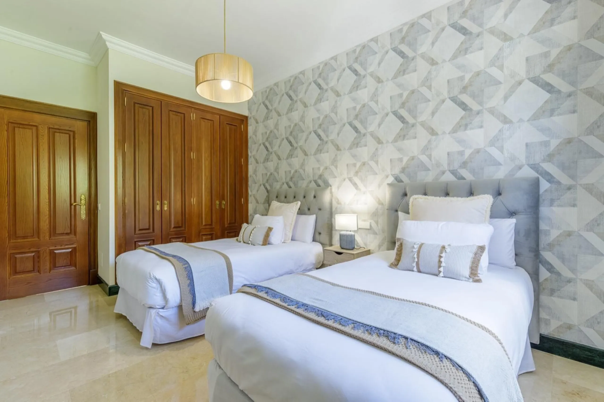 VILLA AT THE BEST PRICE IN MIJAS GOLF