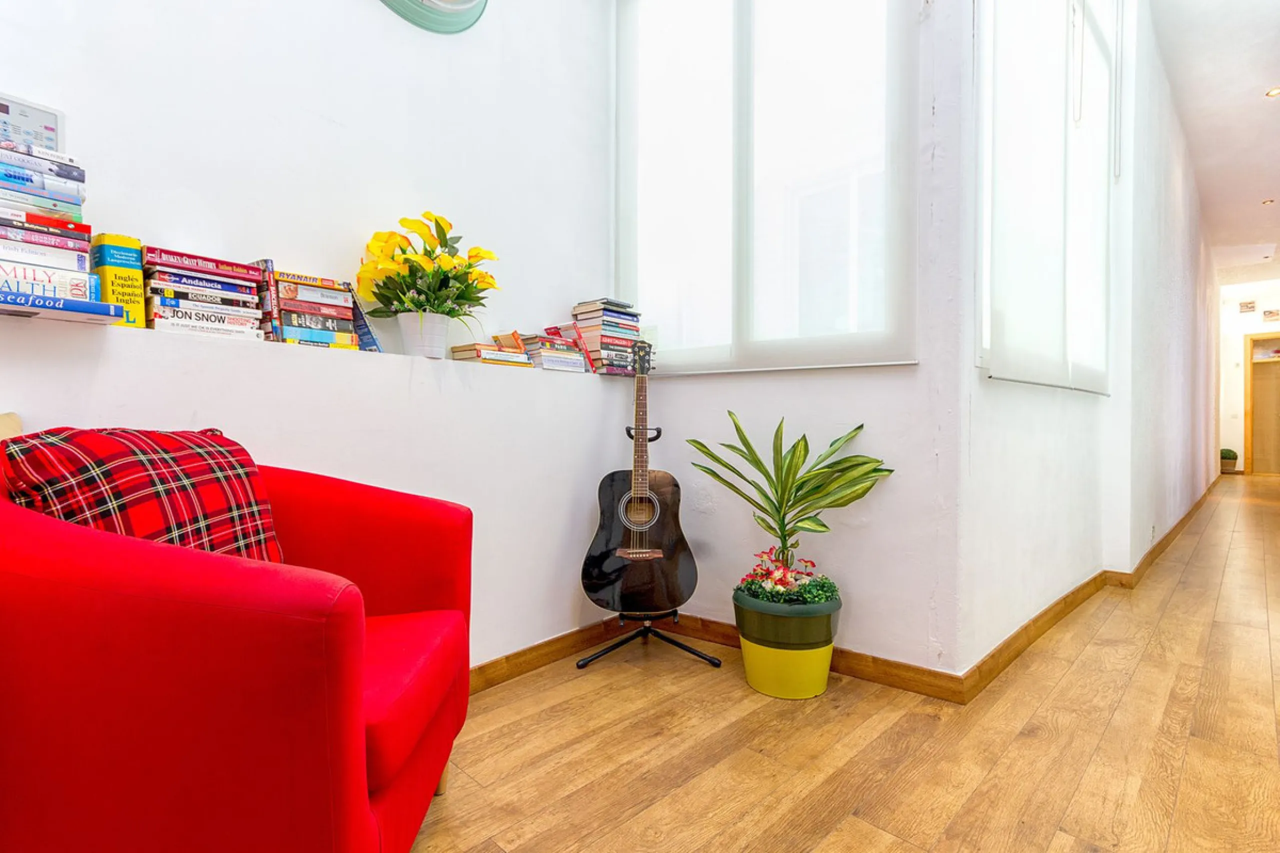 We are delighted to present this stunning city centre apartment, Casa 1880, a 19th-century gem located just a short stroll from Plaza de la Constitución in Malaga Centro. This exceptional property offers two bedrooms, one bathroom, an office, and a cozy l