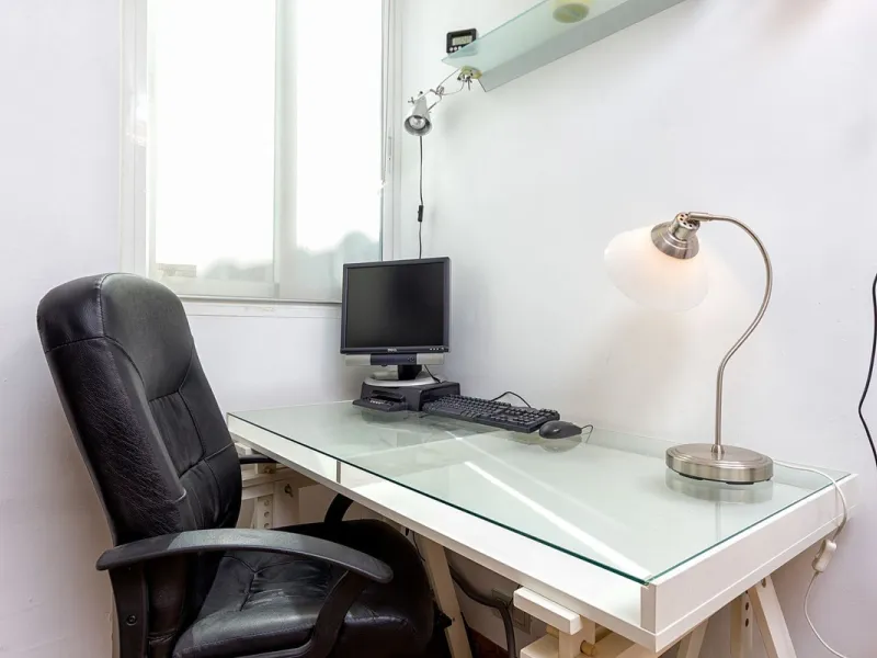 We are delighted to present this stunning city centre apartment, Casa 1880, a 19th-century gem located just a short stroll from Plaza de la Constitución in Malaga Centro. This exceptional property offers two bedrooms, one bathroom, an office, and a cozy l