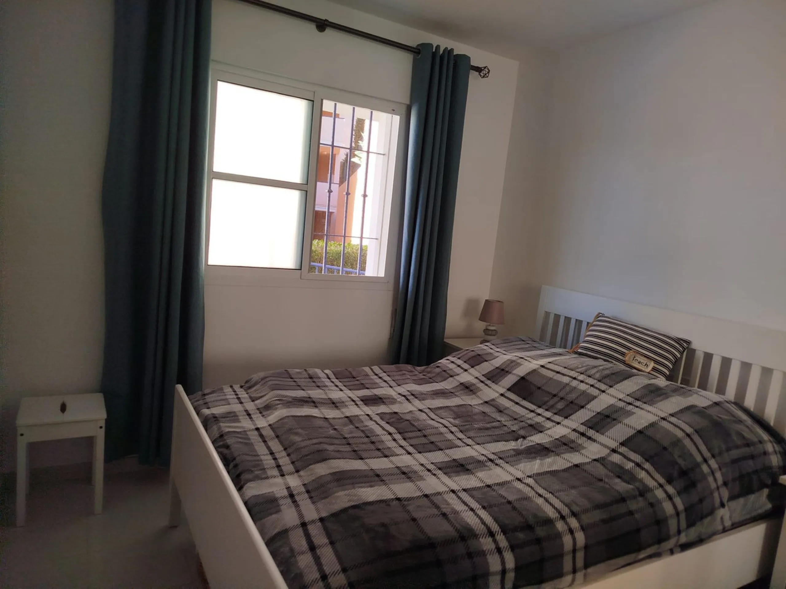 Stylish and Well-Planned Apartment with Sea Views and Tourist License