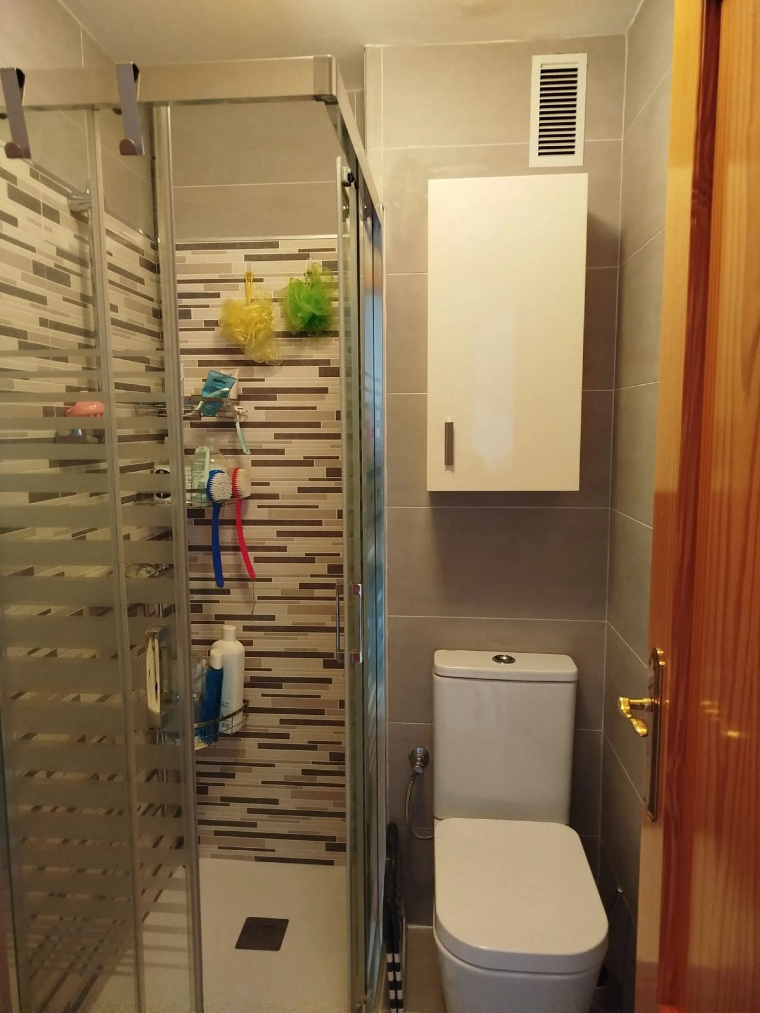Stylish and Well-Planned Apartment with Sea Views and Tourist License