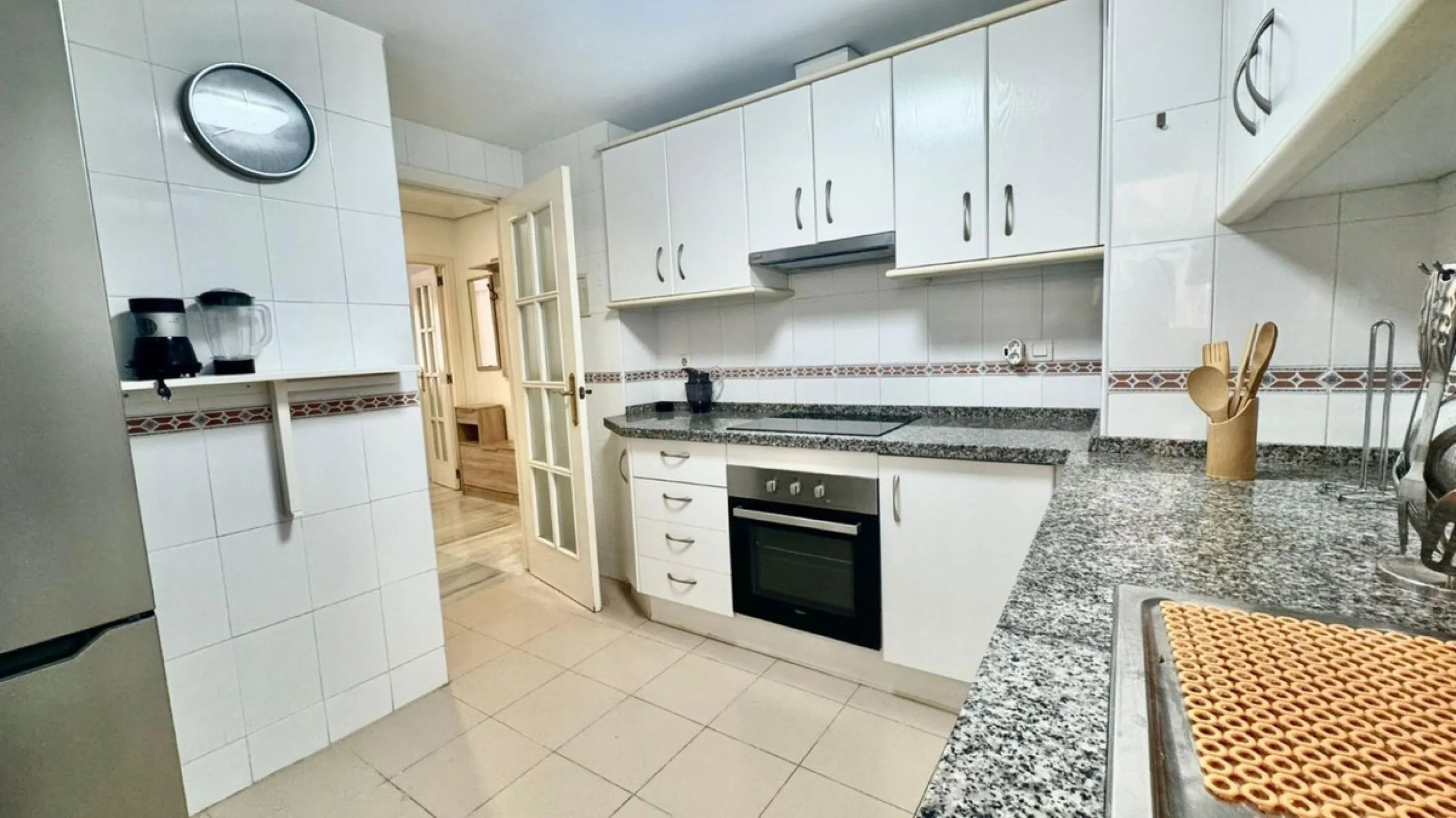 Modern 2-Bedroom Apartment – Excellent Location in Torremolinos