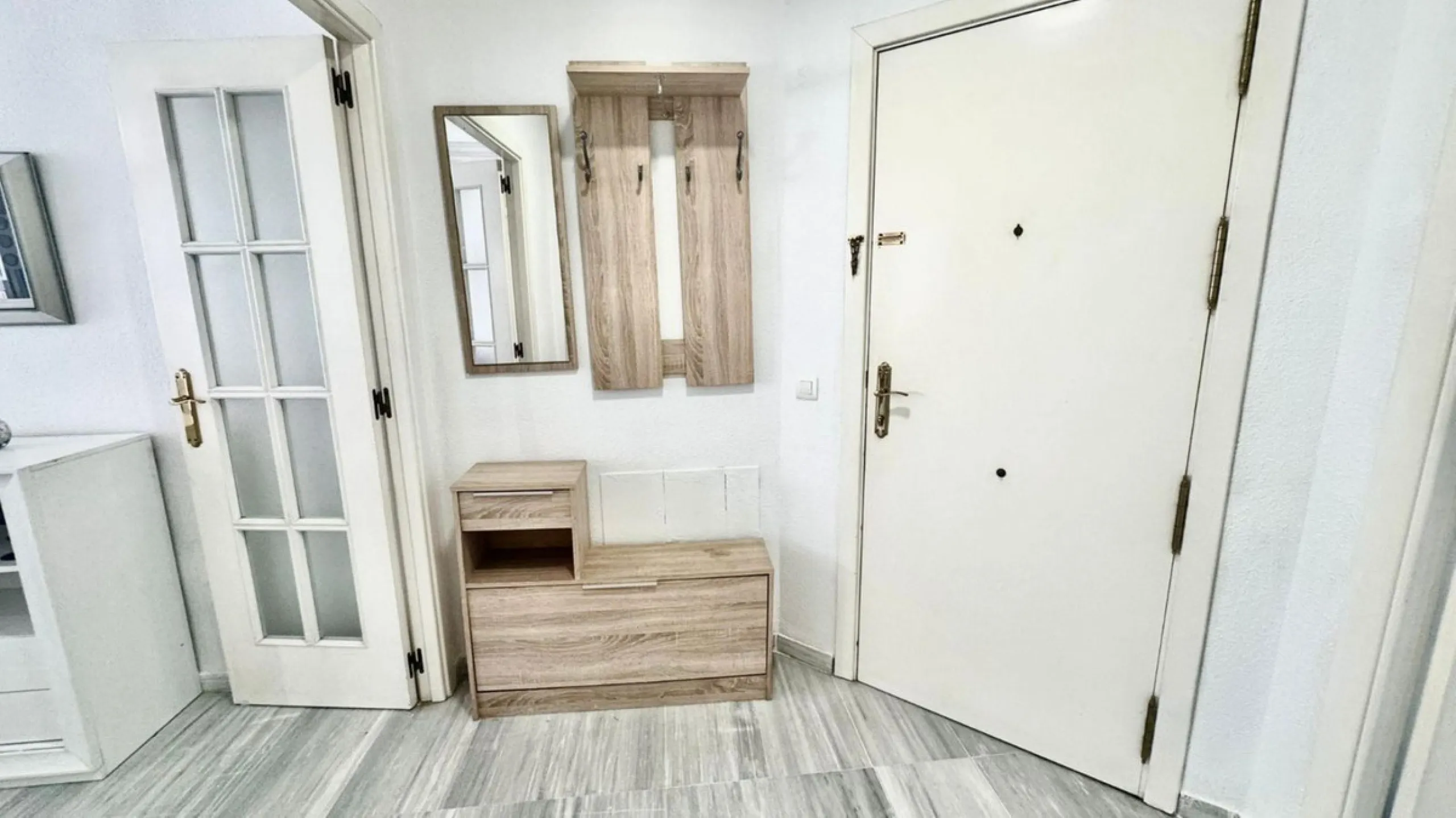 Modern 2-Bedroom Apartment – Excellent Location in Torremolinos