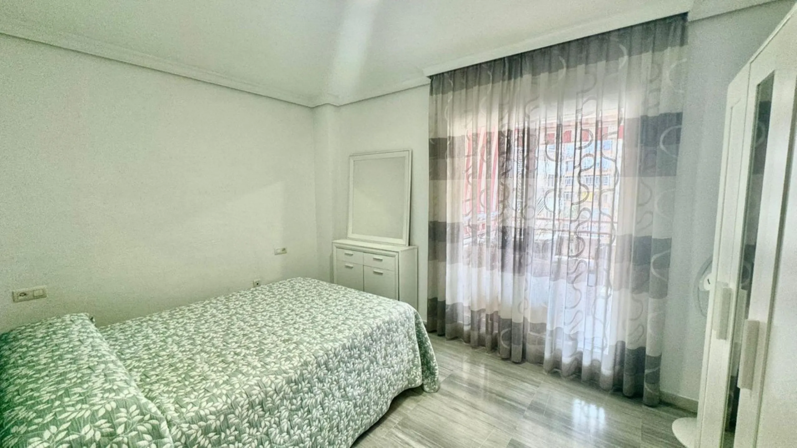 Modern 2-Bedroom Apartment – Excellent Location in Torremolinos