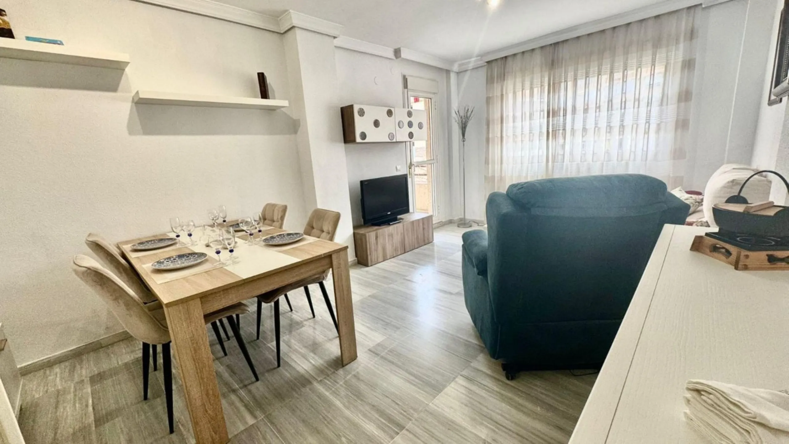Modern 2-Bedroom Apartment – Excellent Location in Torremolinos