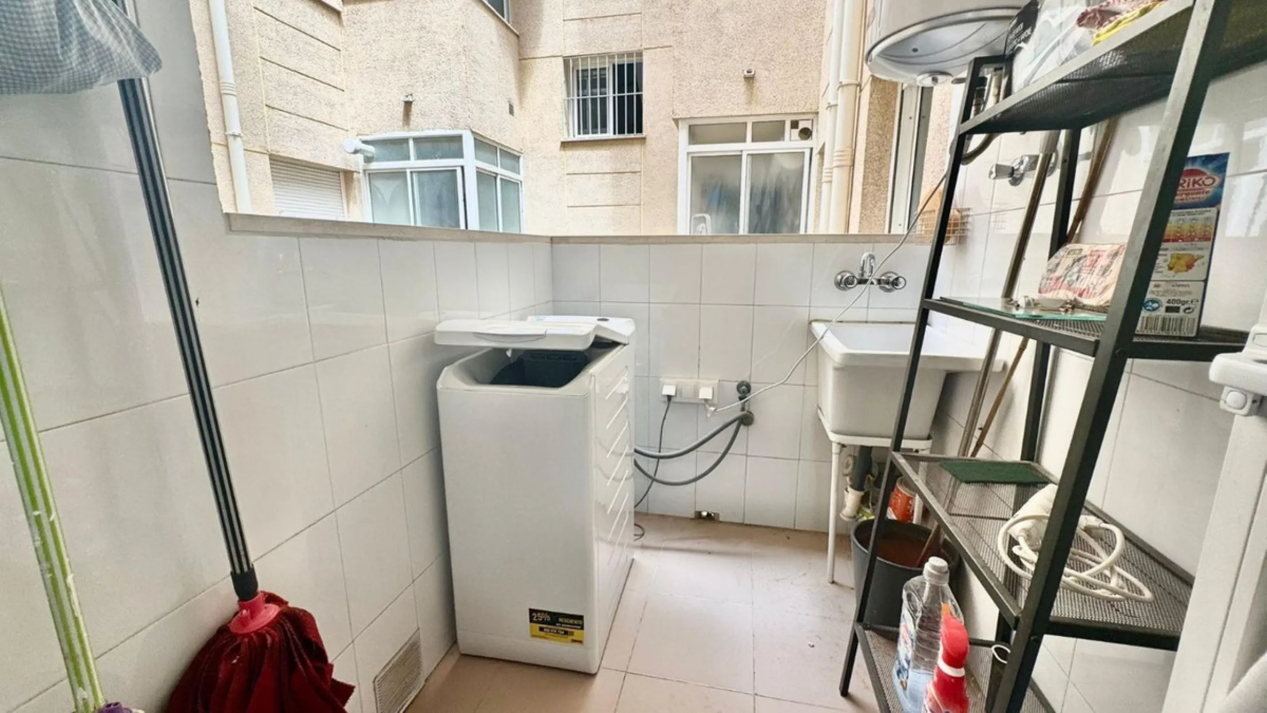 Modern 2-Bedroom Apartment – Excellent Location in Torremolinos