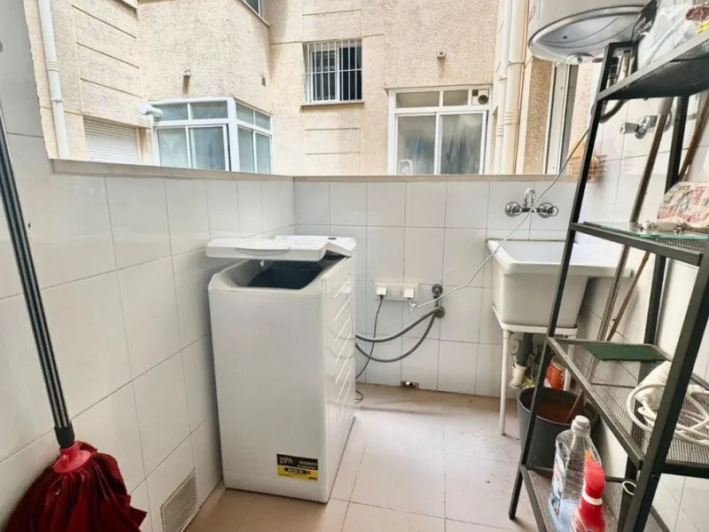 Modern 2-Bedroom Apartment – Excellent Location in Torremolinos