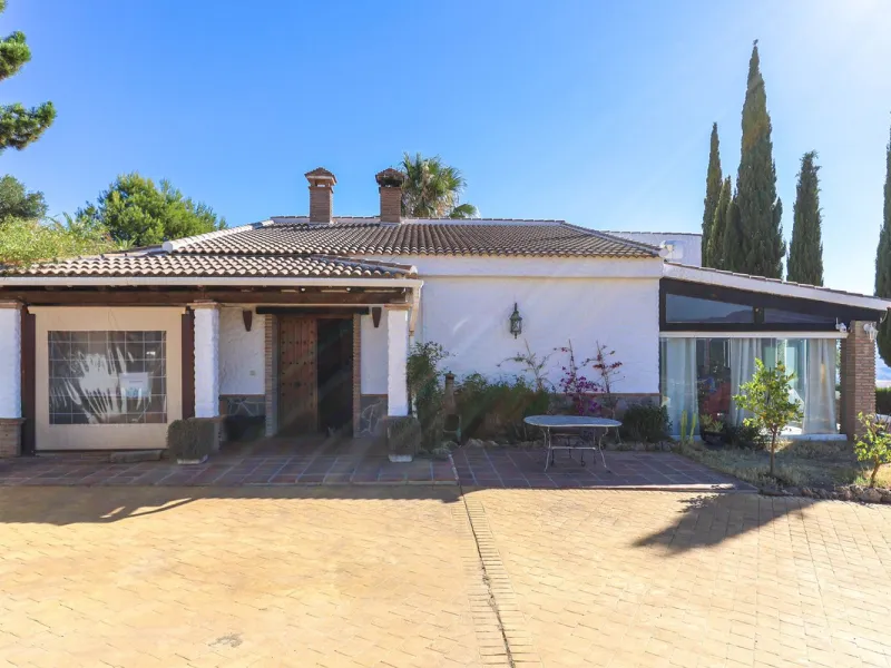 Detached Finca with Separate Accommodation