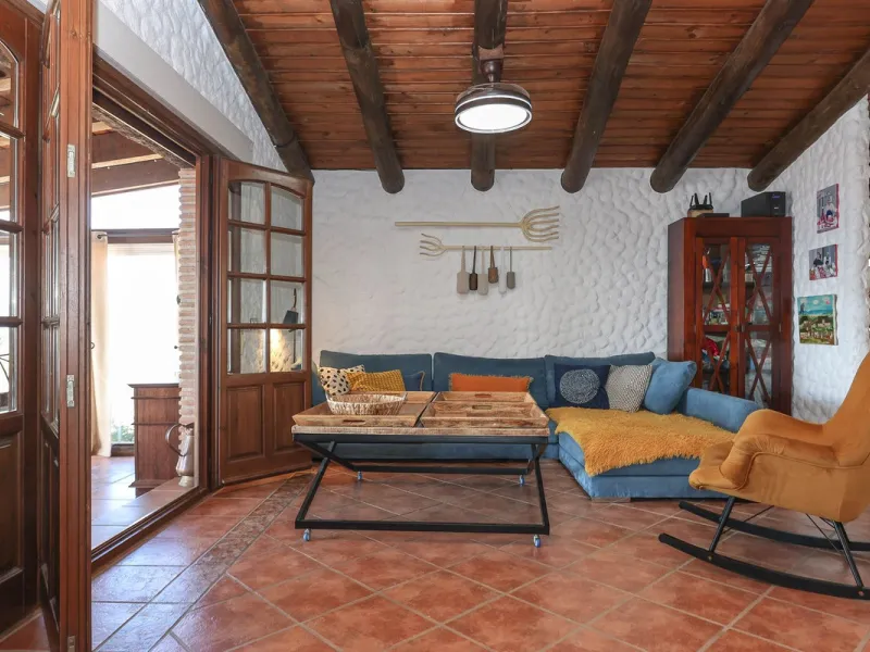 Detached Finca with Separate Accommodation
