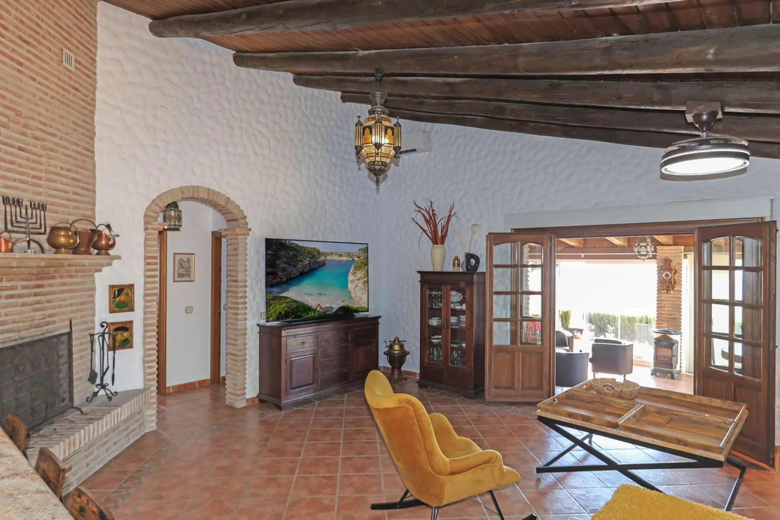 Detached Finca with Separate Accommodation