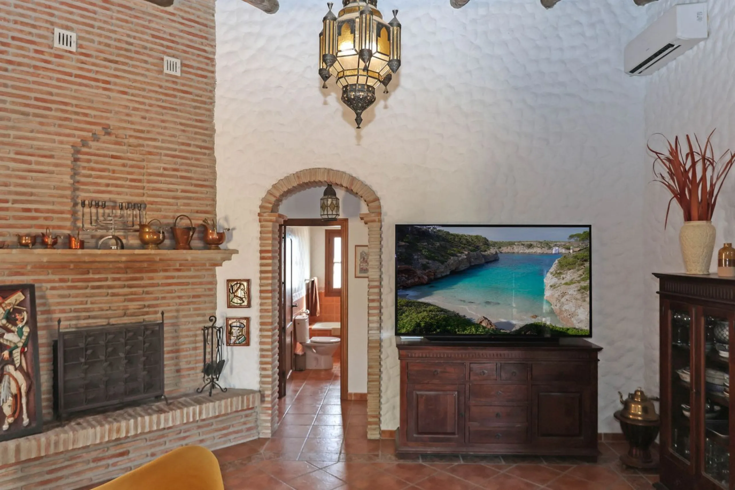 Detached Finca with Separate Accommodation