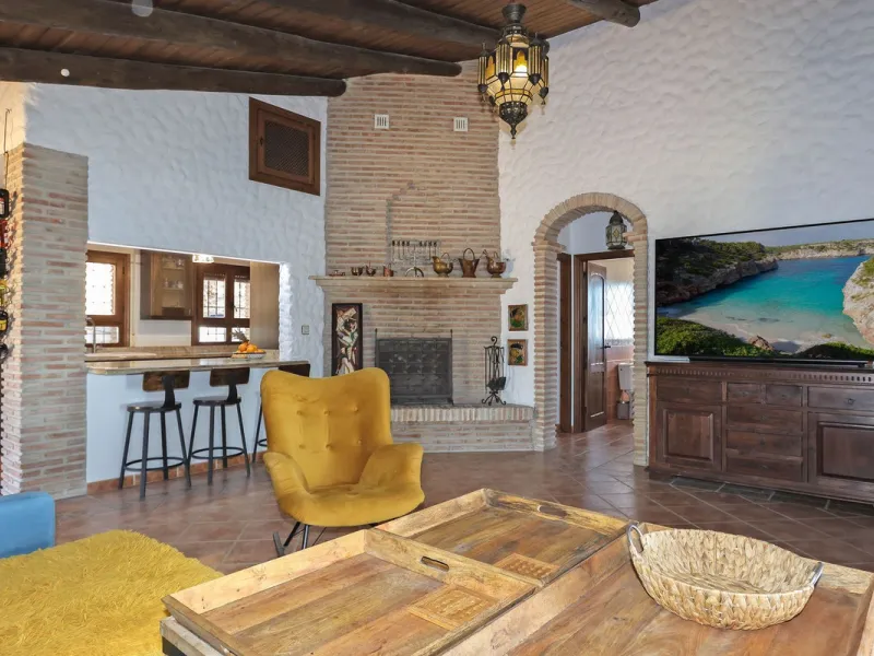 Detached Finca with Separate Accommodation
