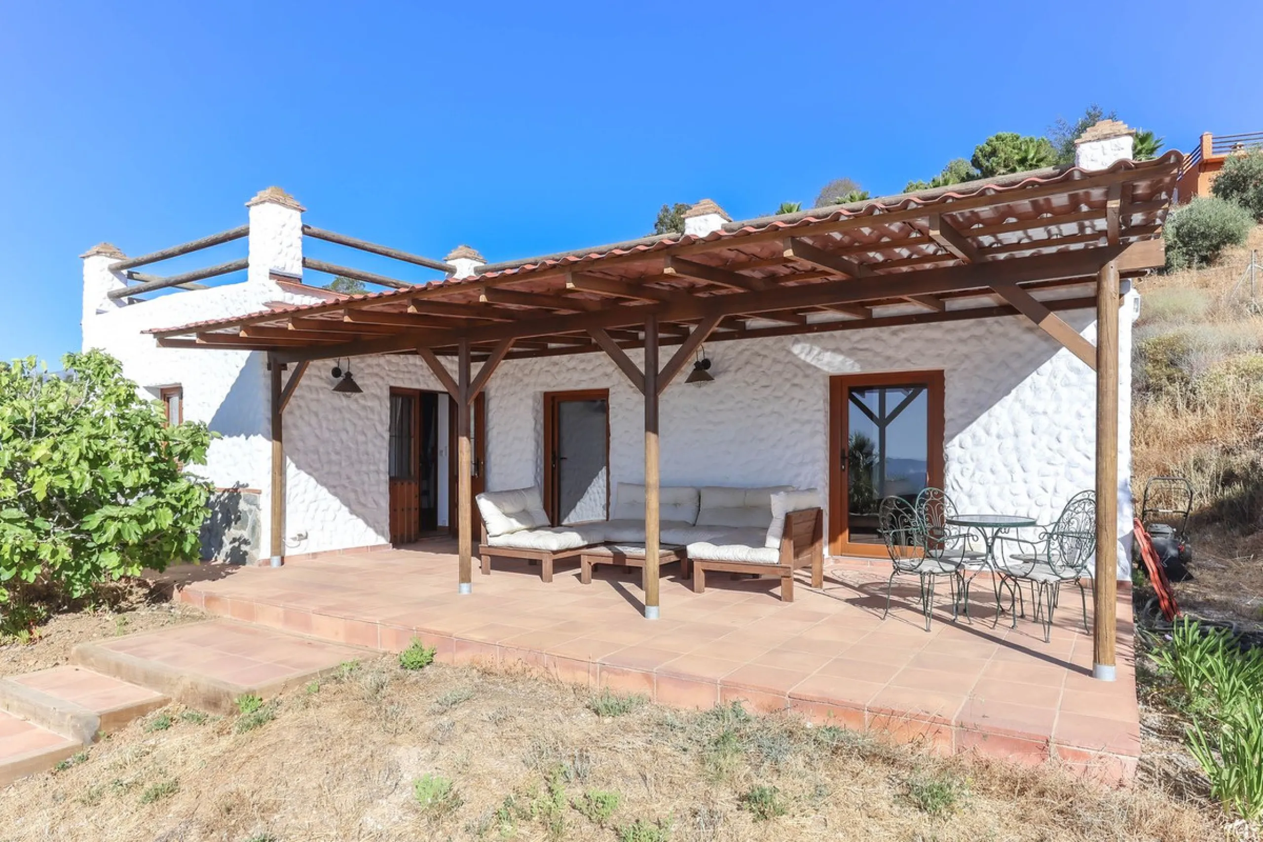 Detached Finca with Separate Accommodation