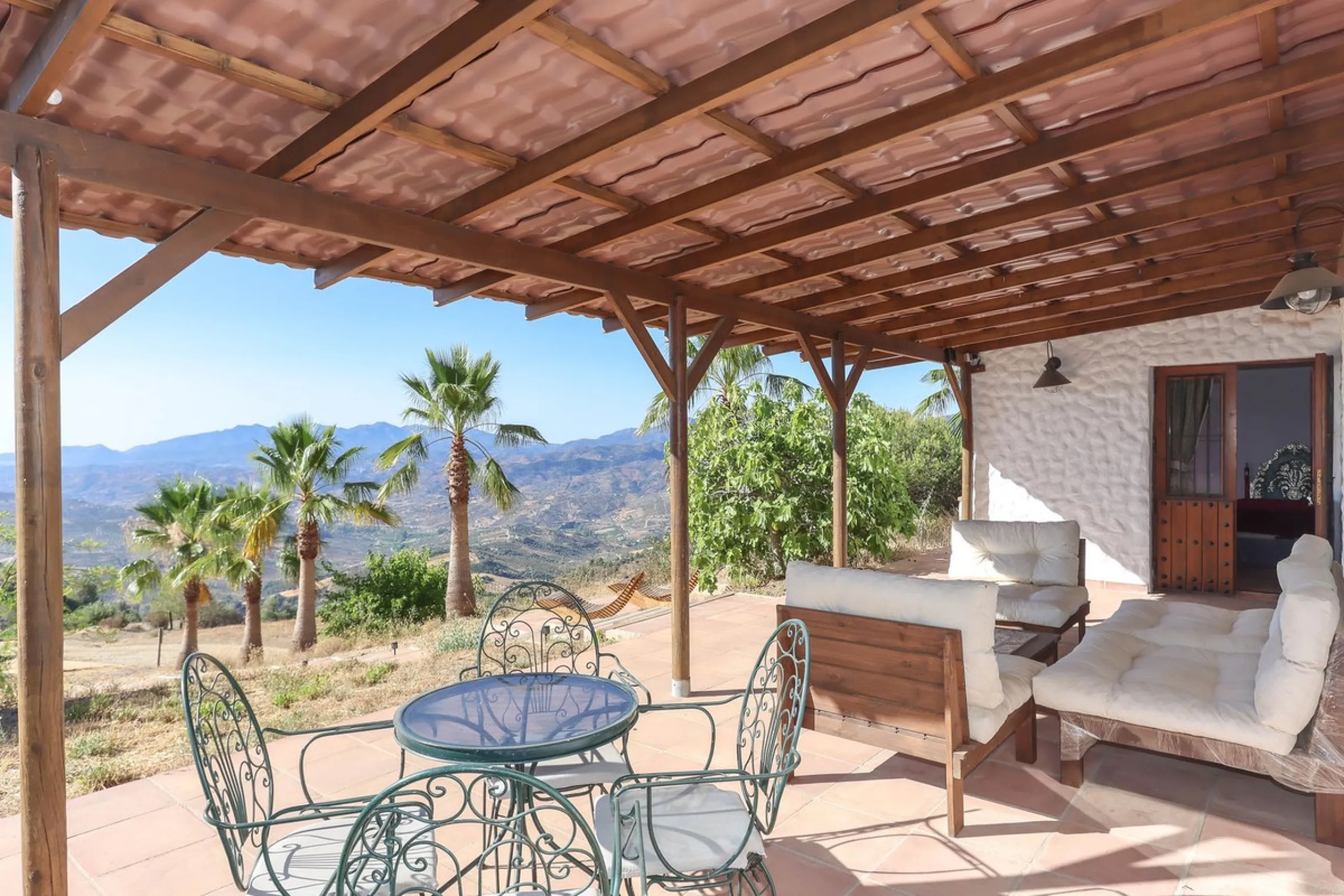 Detached Finca with Separate Accommodation