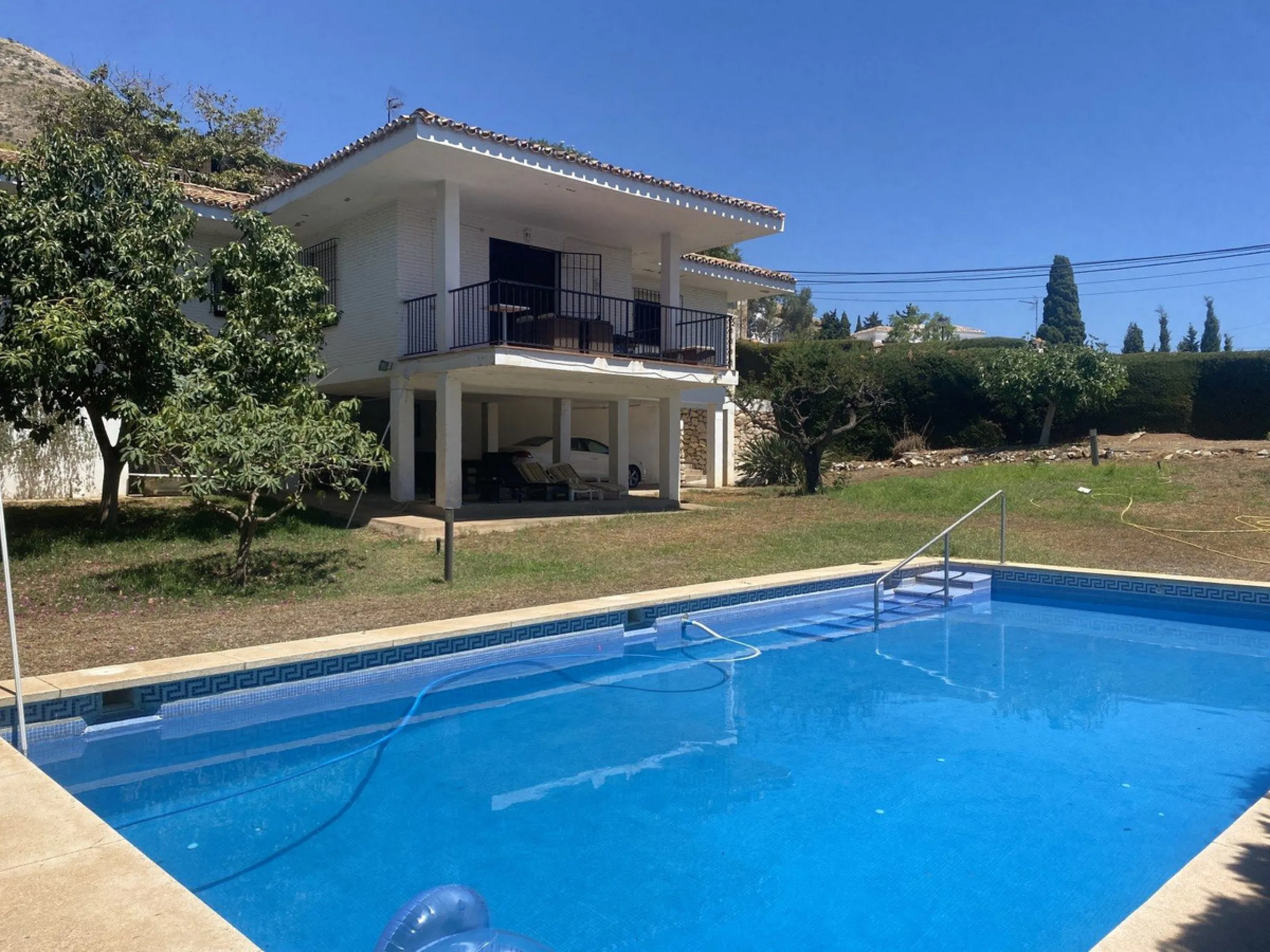 DETACHED VILLA TO REFORM IN THE BEAUTIFUL - LA CAPELLANIA, BENALMADENA! Has LPO!