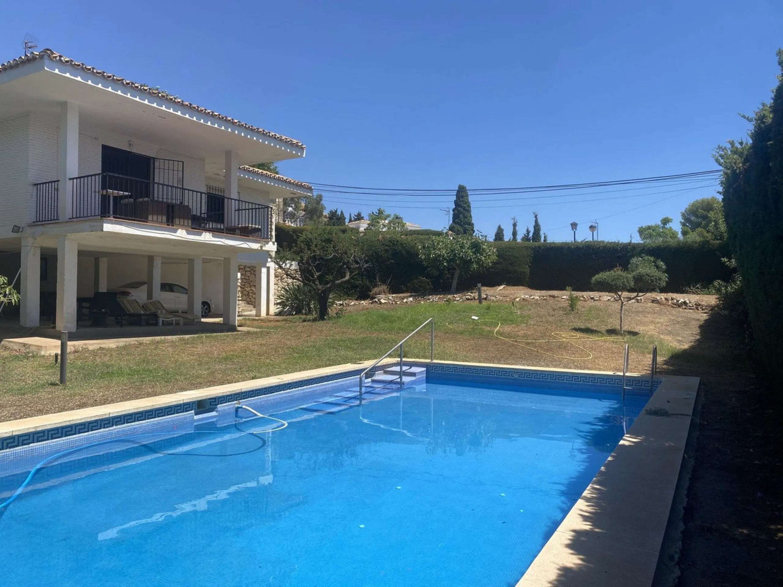 DETACHED VILLA TO REFORM IN THE BEAUTIFUL - LA CAPELLANIA, BENALMADENA! Has LPO!