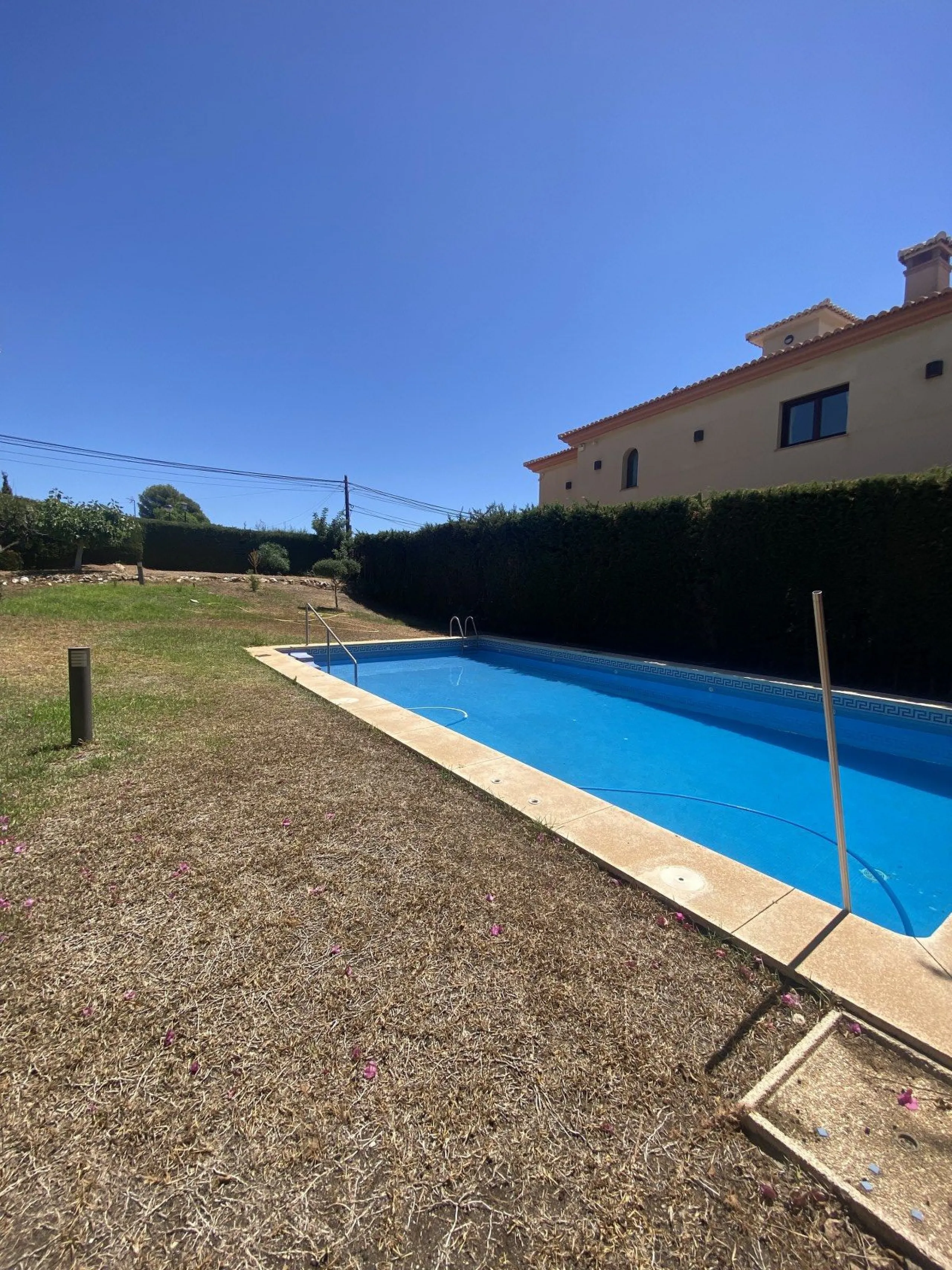 DETACHED VILLA TO REFORM IN THE BEAUTIFUL - LA CAPELLANIA, BENALMADENA! Has LPO!