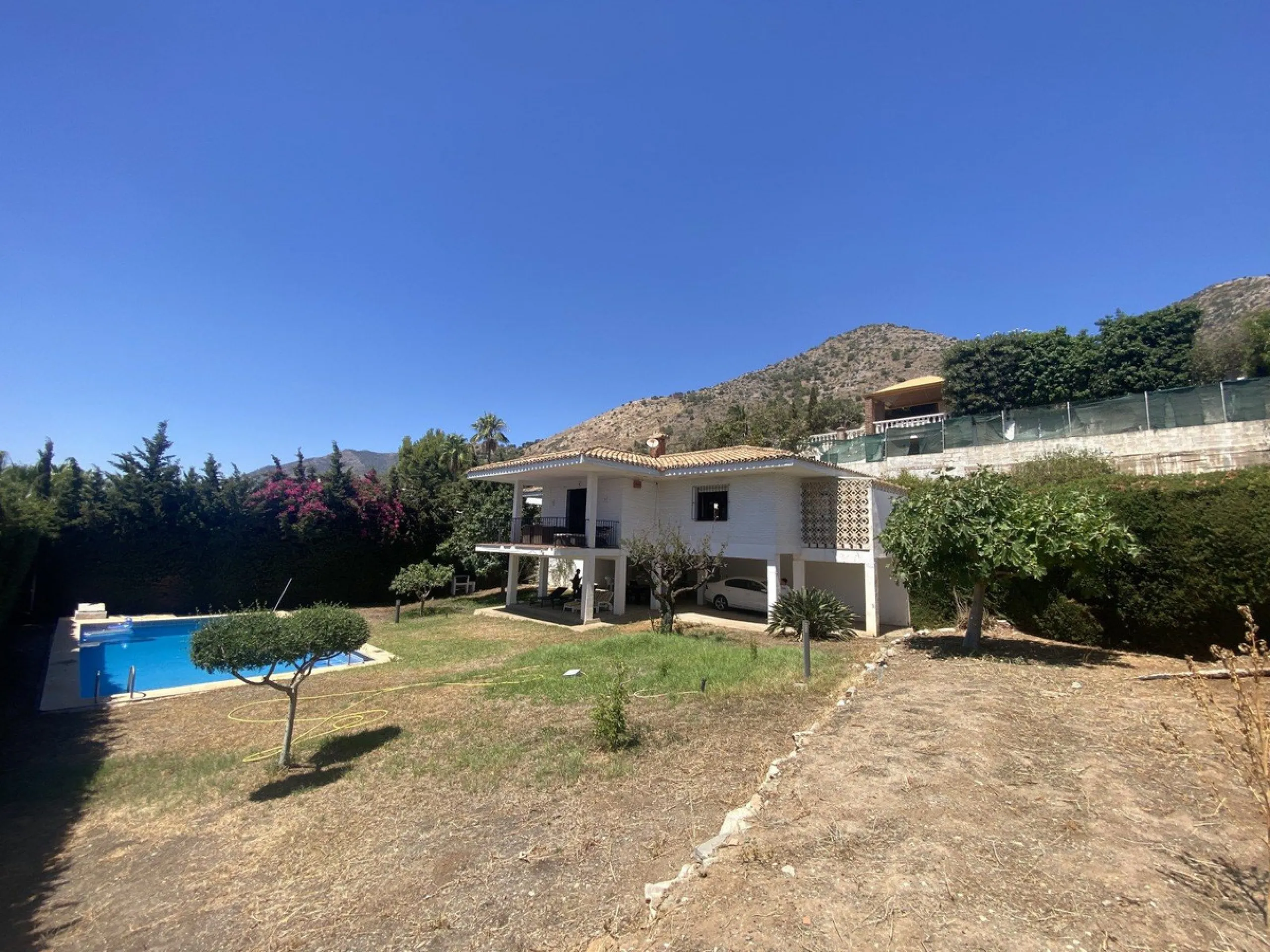 DETACHED VILLA TO REFORM IN THE BEAUTIFUL - LA CAPELLANIA, BENALMADENA! Has LPO!