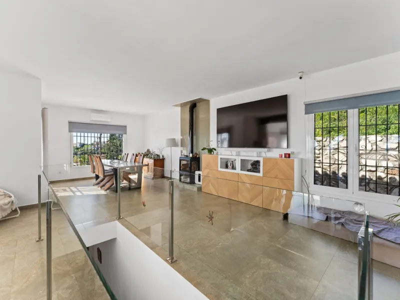 Torreblanca Detached Villa: The Stage for Your Next Chapter