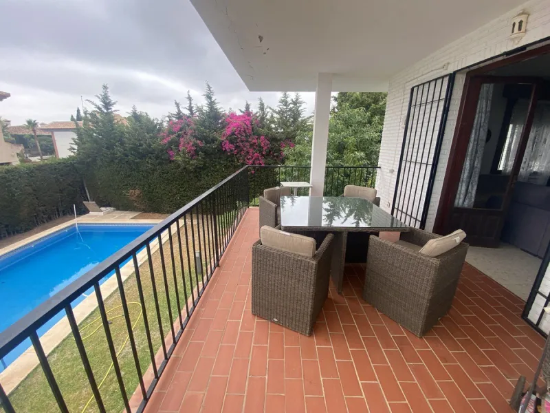 DETACHED VILLA TO REFORM IN THE BEAUTIFUL - LA CAPELLANIA, BENALMADENA! Has LPO!