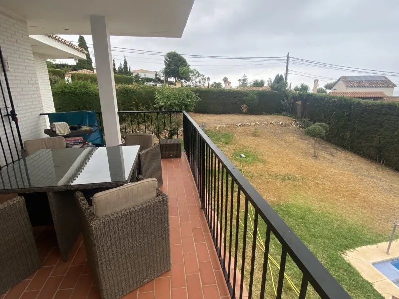 DETACHED VILLA TO REFORM IN THE BEAUTIFUL - LA CAPELLANIA, BENALMADENA! Has LPO!