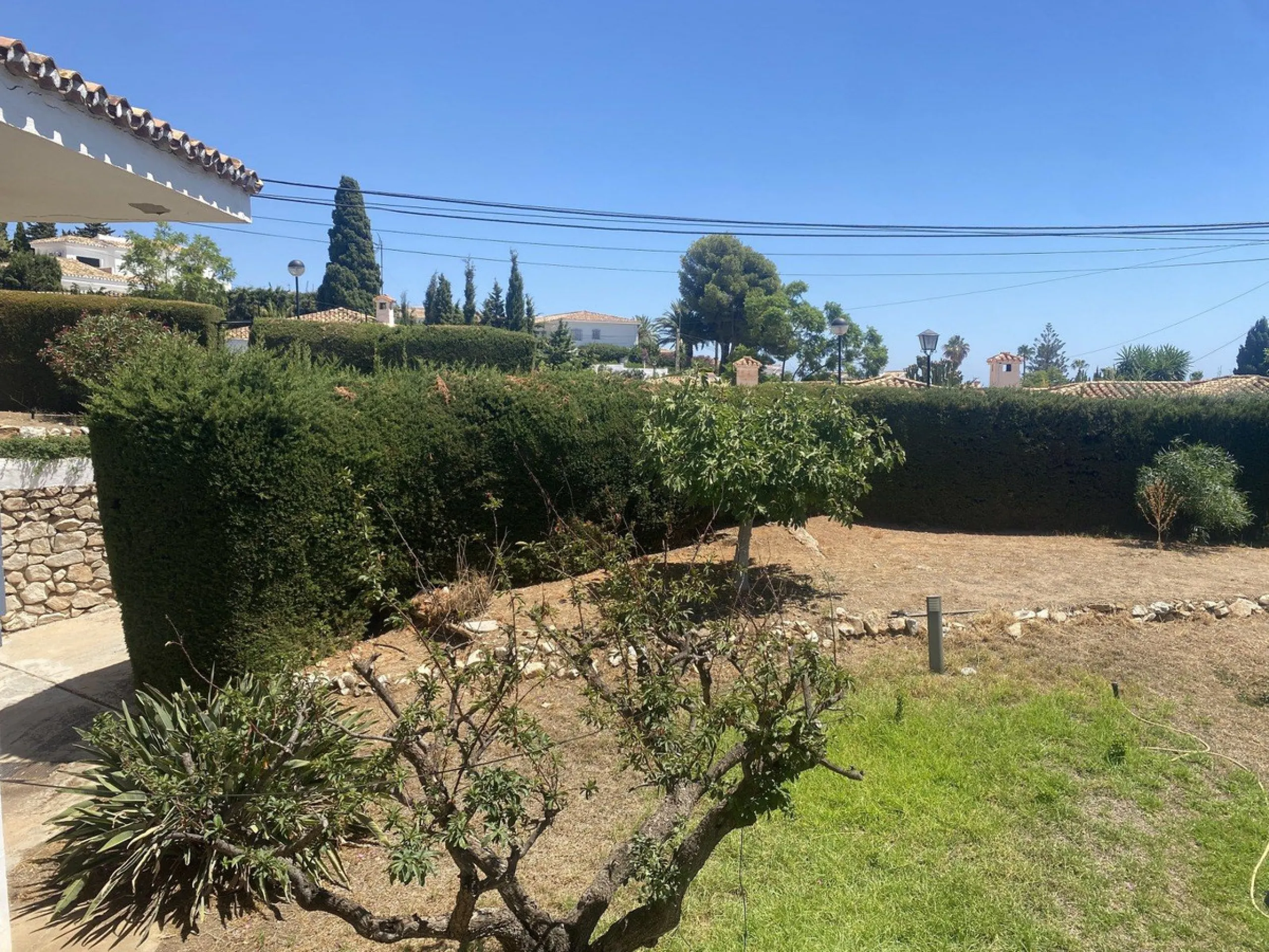DETACHED VILLA TO REFORM IN THE BEAUTIFUL - LA CAPELLANIA, BENALMADENA! Has LPO!