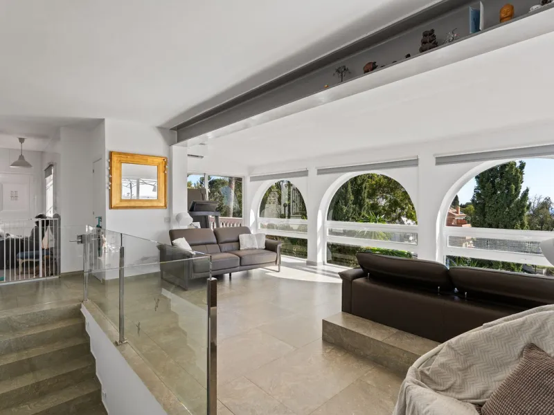 Torreblanca Detached Villa: The Stage for Your Next Chapter