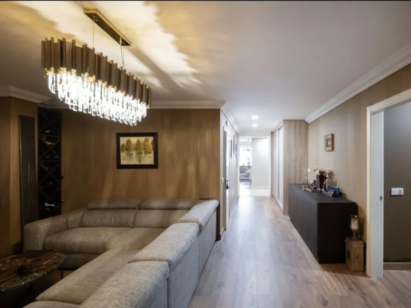 Unique property that must be seen to appreciate the wow factor within the much sought after urbanisation of Capanes del Golf.