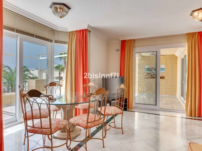 Three-bedroom duplex penthouse for sale in White Pearl Beach II, Elviria