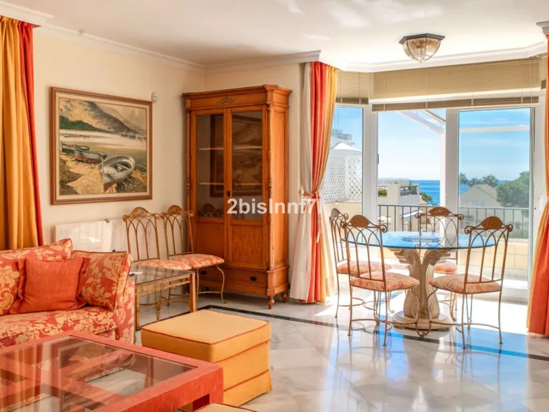 Three-bedroom duplex penthouse for sale in White Pearl Beach II, Elviria