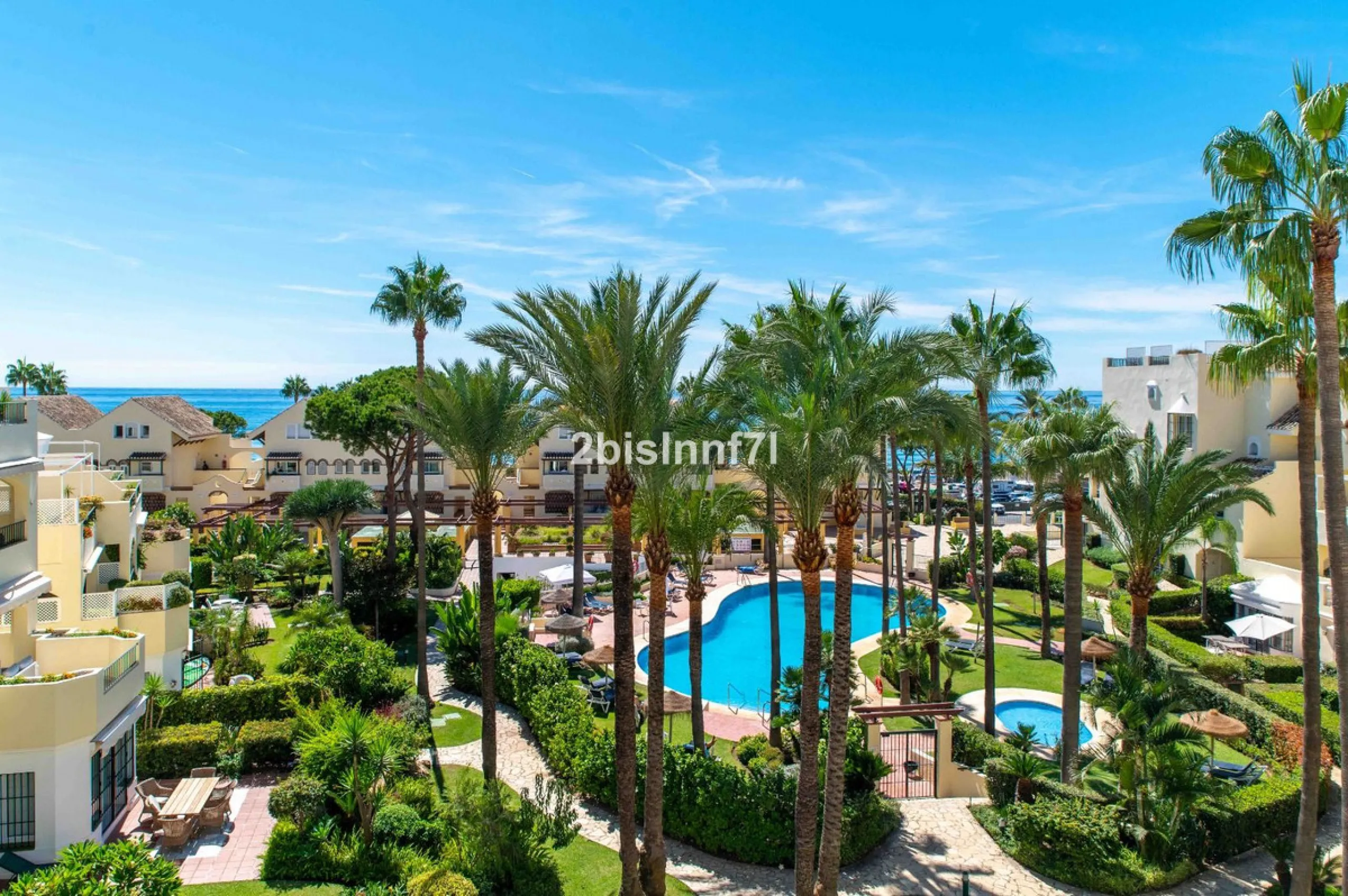 Three-bedroom duplex penthouse for sale in White Pearl Beach II, Elviria