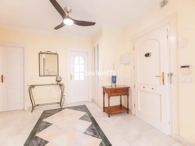 Three-bedroom duplex penthouse for sale in White Pearl Beach II, Elviria