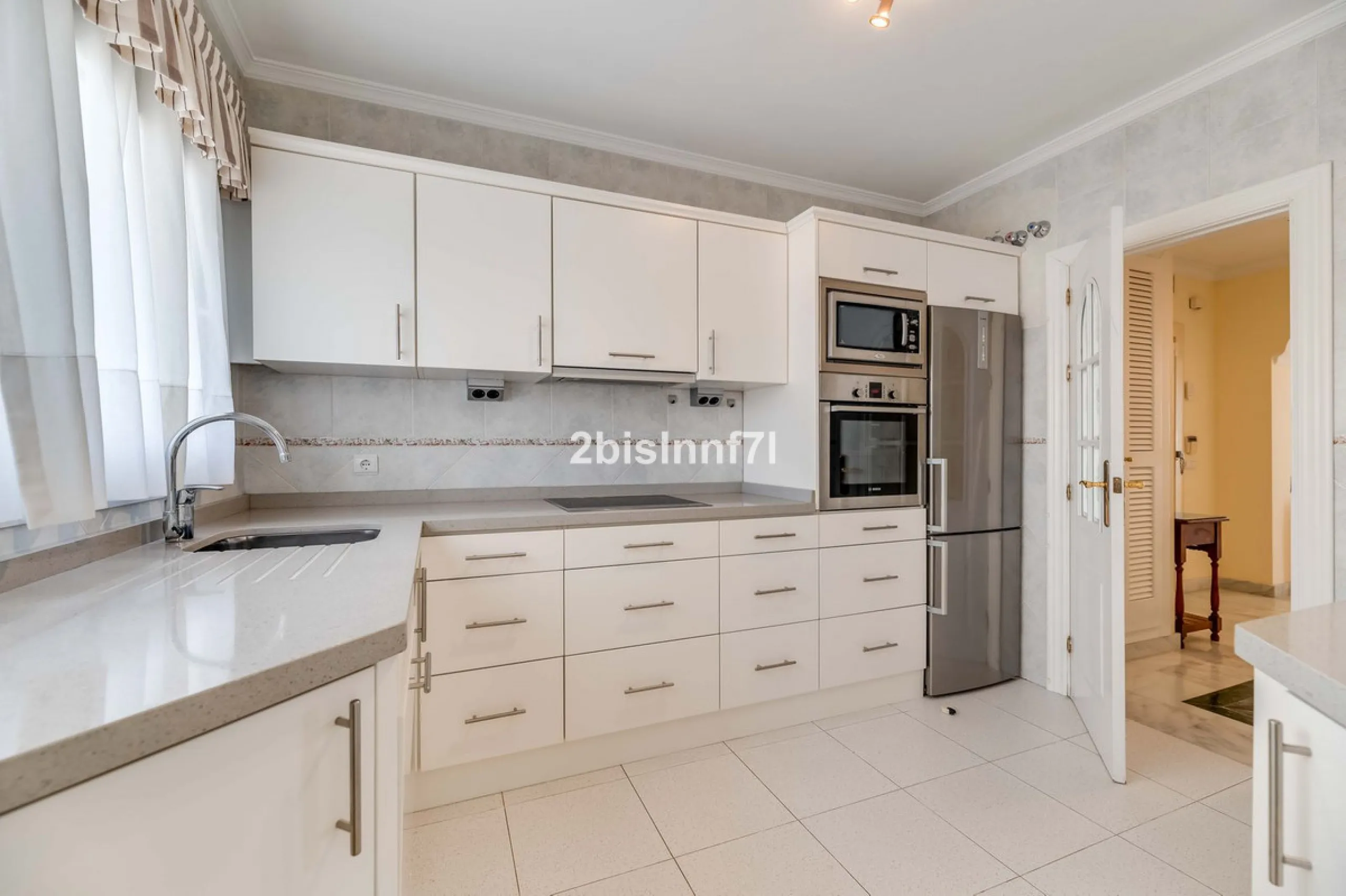 Three-bedroom duplex penthouse for sale in White Pearl Beach II, Elviria