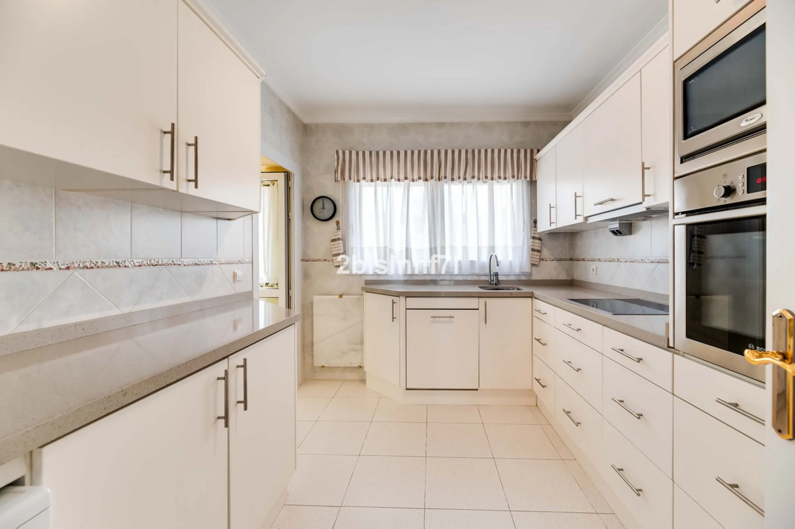 Three-bedroom duplex penthouse for sale in White Pearl Beach II, Elviria
