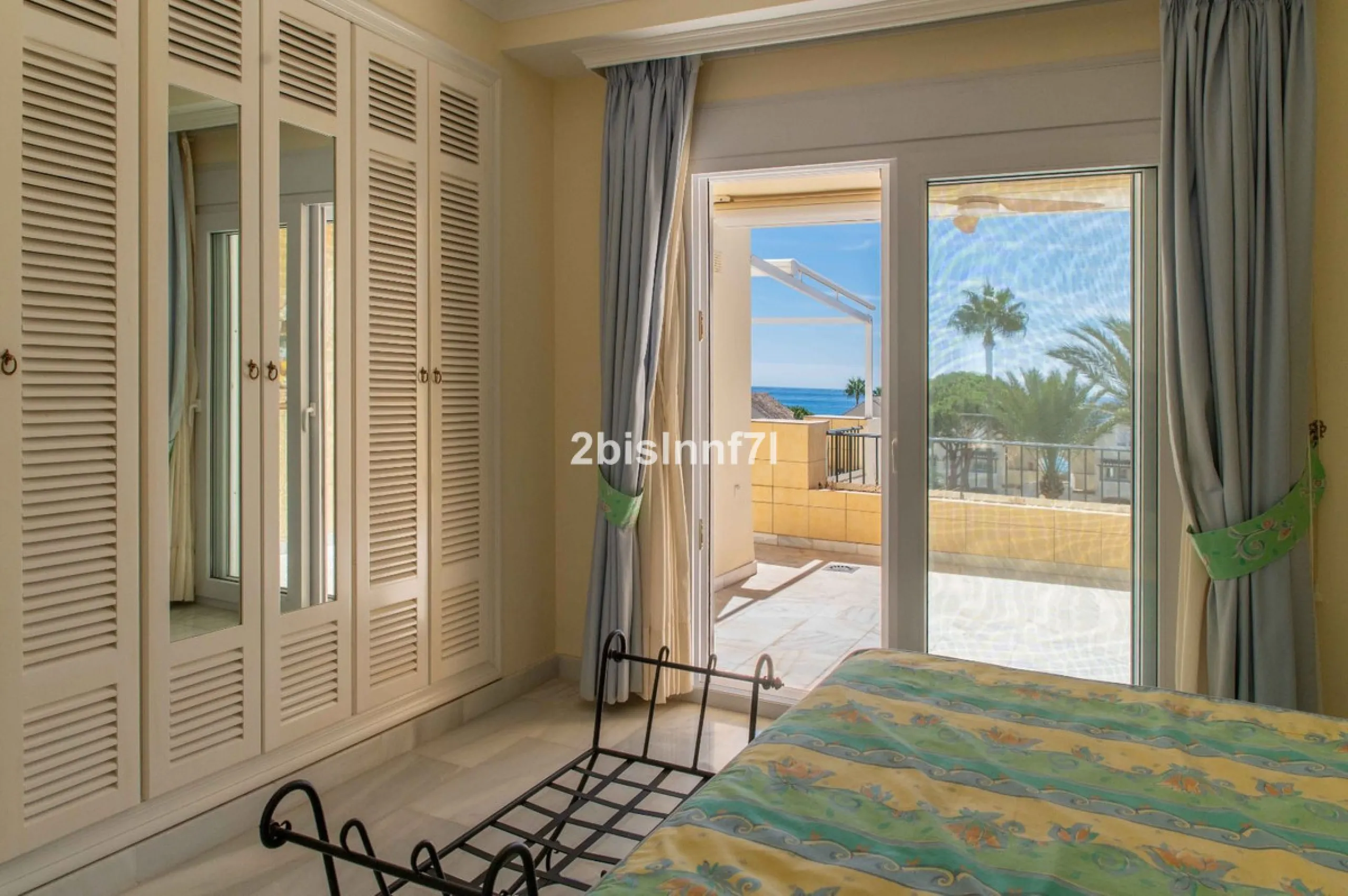 Three-bedroom duplex penthouse for sale in White Pearl Beach II, Elviria