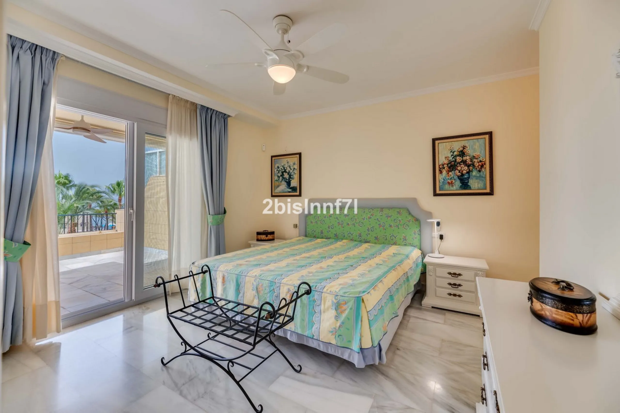Three-bedroom duplex penthouse for sale in White Pearl Beach II, Elviria