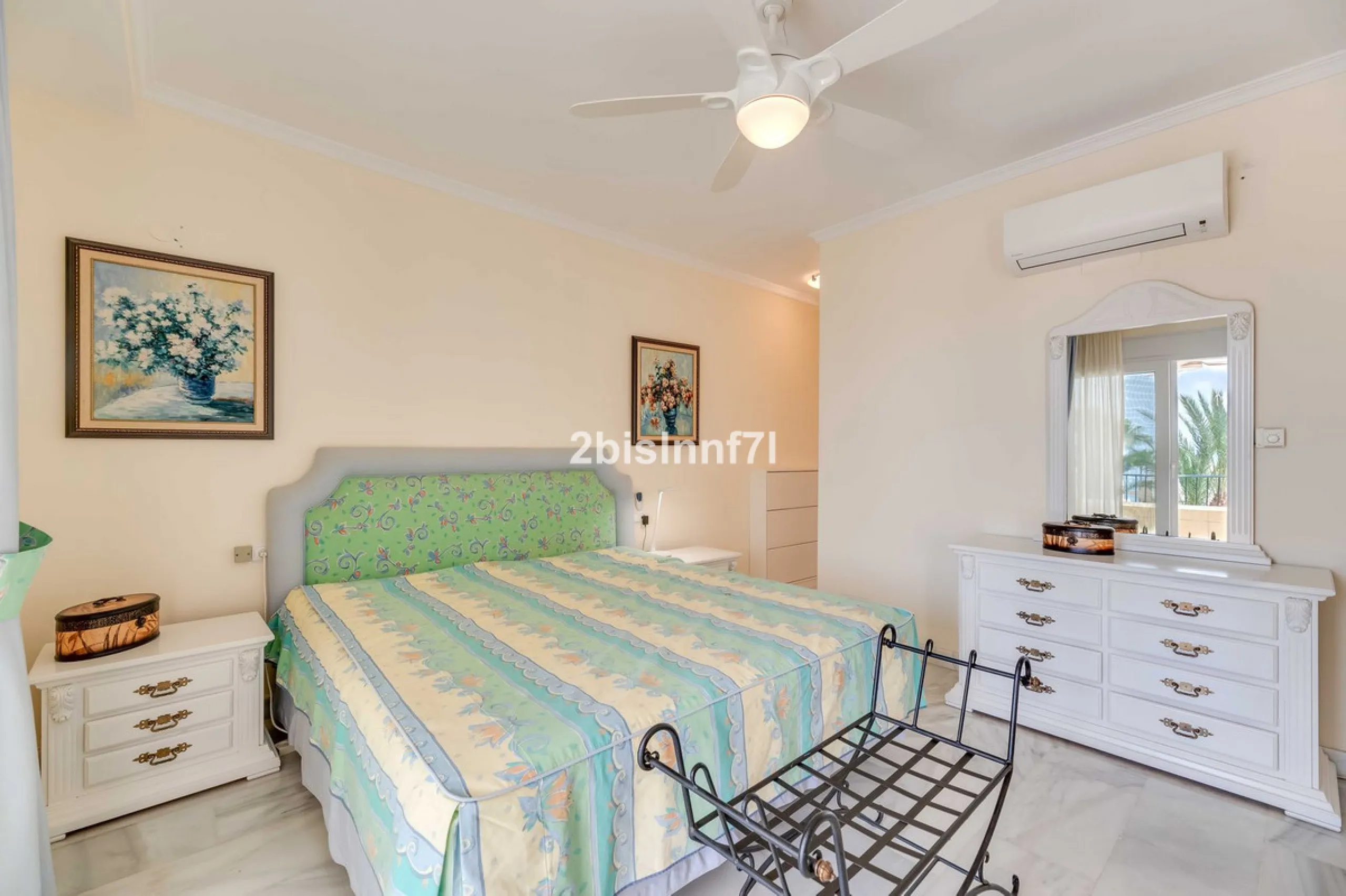 Three-bedroom duplex penthouse for sale in White Pearl Beach II, Elviria