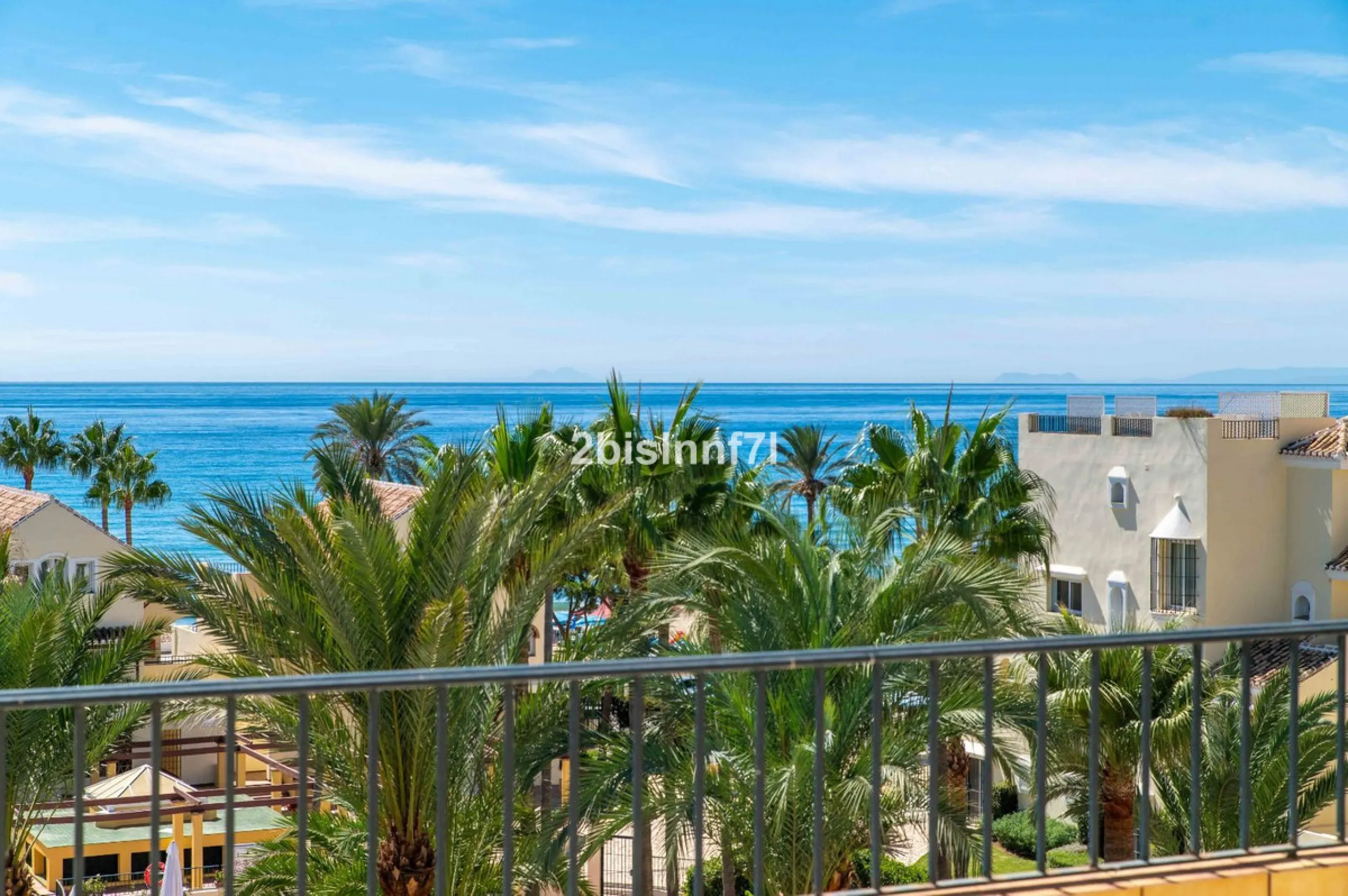 Three-bedroom duplex penthouse for sale in White Pearl Beach II, Elviria